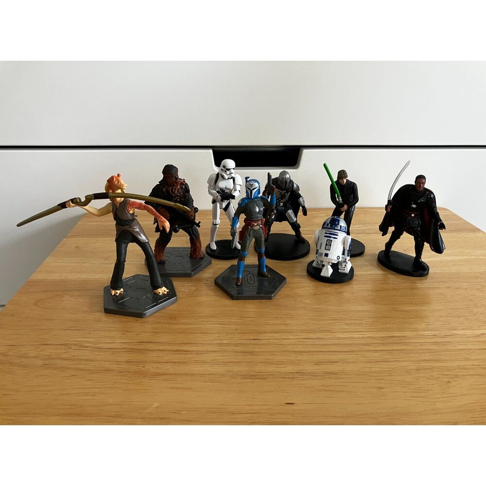 Disney Star Wars 8 Piece Action Play Figures Jar Jar R2D2 Mandalorian Bo Katan +